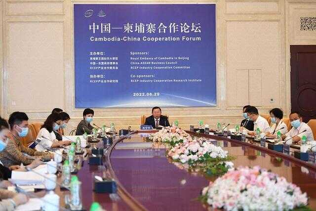 柬埔寨驻华大使：中柬合作为“一带一路”合作树立样板
