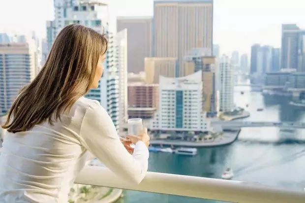 迪拜免租金月等租房福利正在成为历史