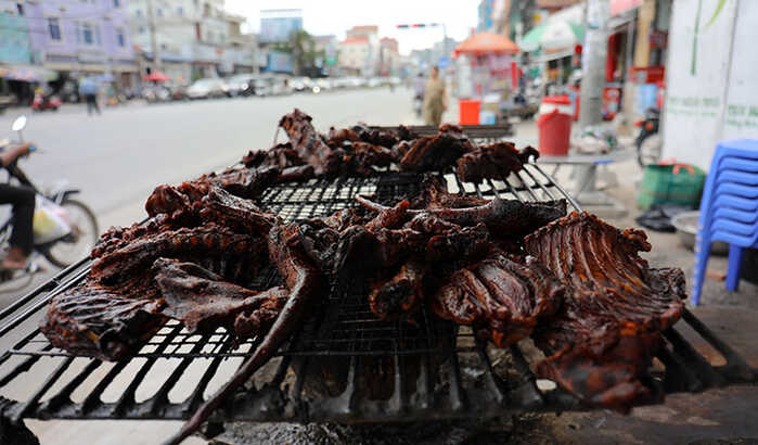 无相关法律，柬埔寨仅能呼吁勿吃狗肉
