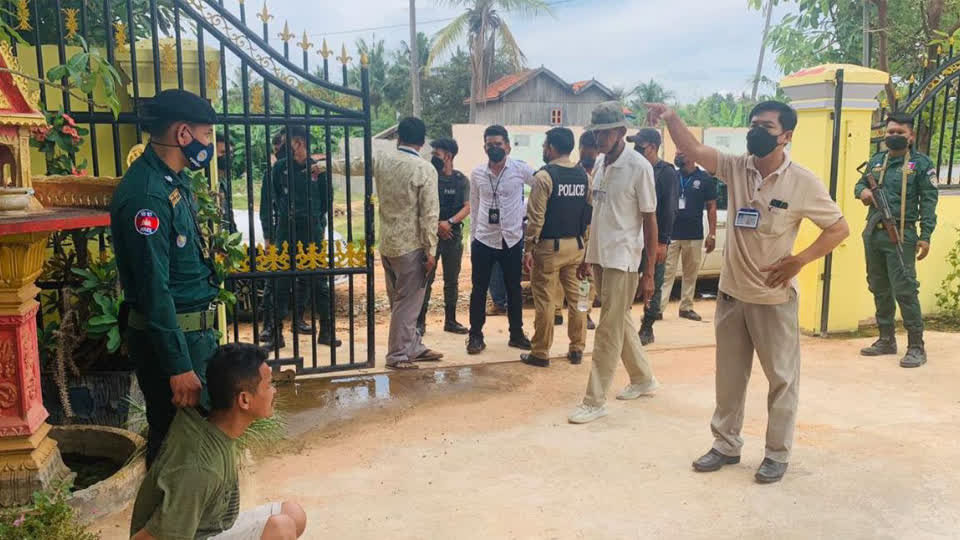 柬埔寨警方突袭两处贩毒窝点，两人被捕查获大量证据！